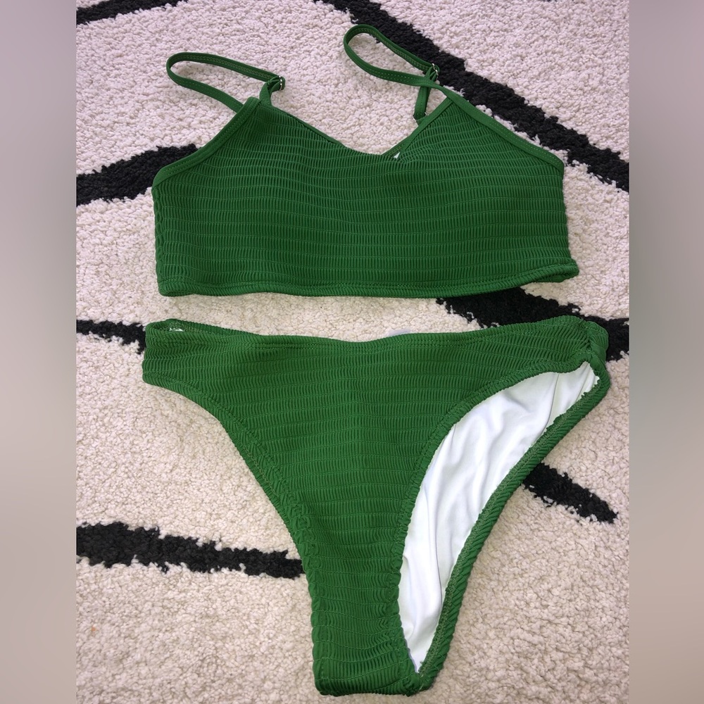 Green two piece bikini Cupshe never worn